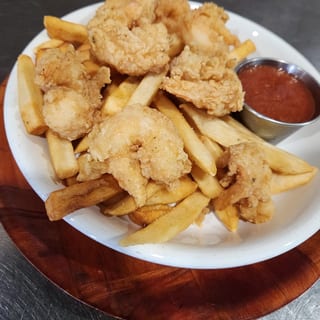 Fried Shrimp and Fries Basket